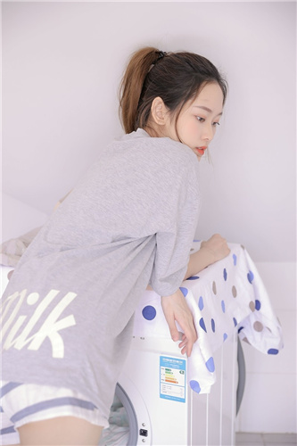 草莓香蕉榴莲黄瓜丝瓜茄子你懂的