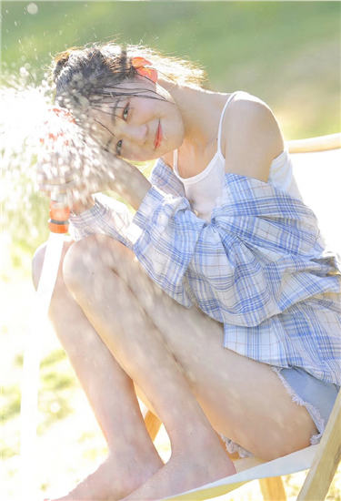 小猪视频草莓视频丝瓜视频向日葵视频芭乐视在线观看下载