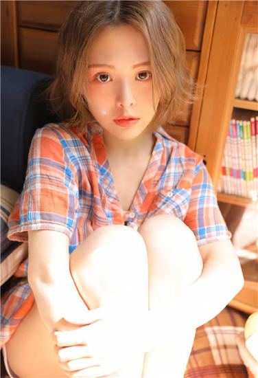 富二代app推广二维码无限观看版