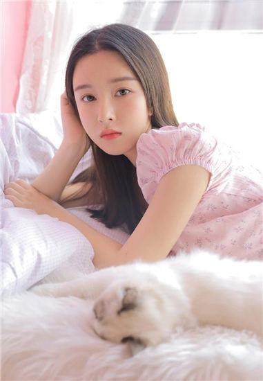 hj94.aqq花季传媒官方版