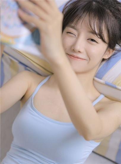 榴莲视深夜释放自己内利