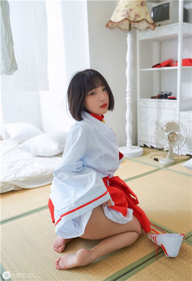 花季app(每天免费一次)