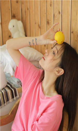 草莓丝瓜香蕉小蝌蚪绿巨人破解版