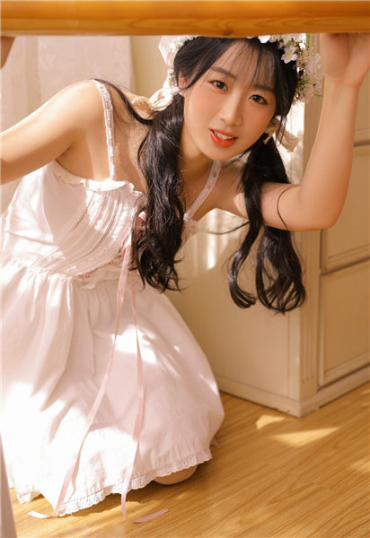 国产卡二卡3卡四卡无卡国色下载