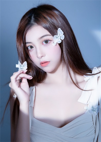 秋葵绿巨人草莓樱桃榴莲手机版