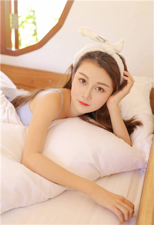 污草莓榴莲丝瓜深夜释放自己网站