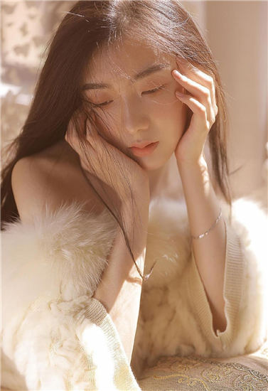 野花韩国视频在线观看免费高清版