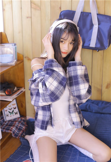 琵琶秋葵草莓茄子榴莲污污污免费版