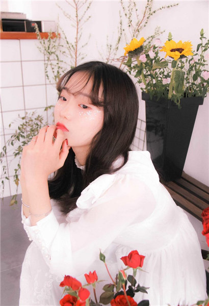 国产卡1卡2卡3仙踪林老狼最新版