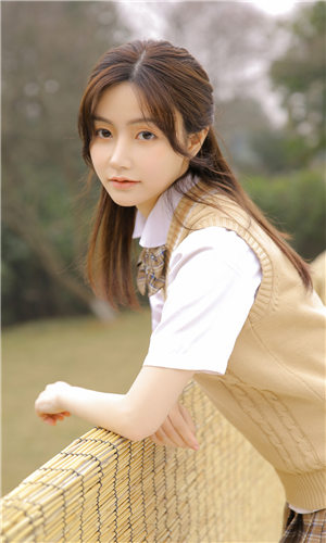 一个人在线观看www哔哩哔哩最新版