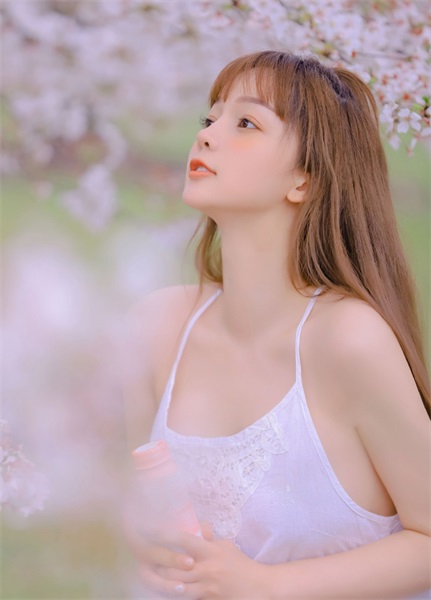 一二三四视频中文字幕在线看免费版